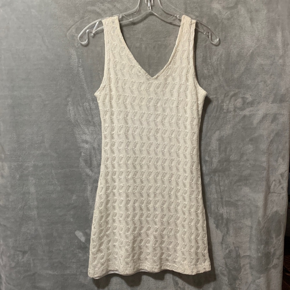 Younique Clothing Womens White Textured Knit V-Neck Sleeveless Mini Dress Lace